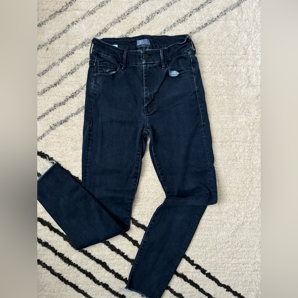Mother high waisted looker ankle fray size 25